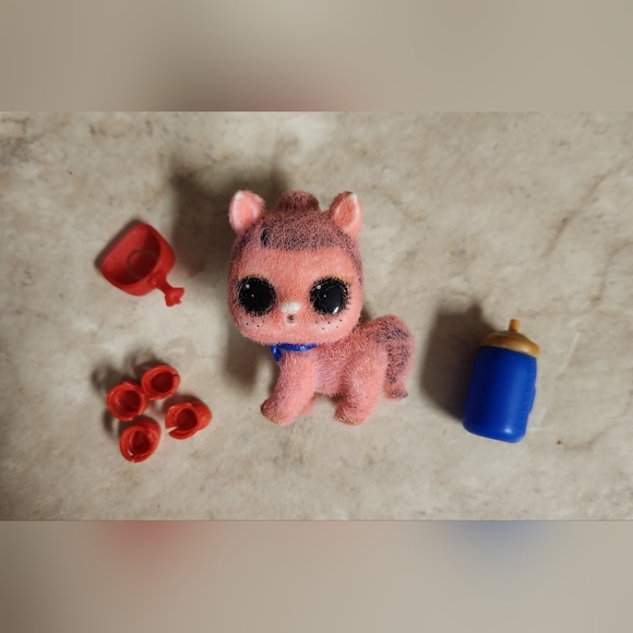 LOL Surprise Dolls Makeover Series Fuzzy Pets Neigh Majesty - Picture 3 of 5